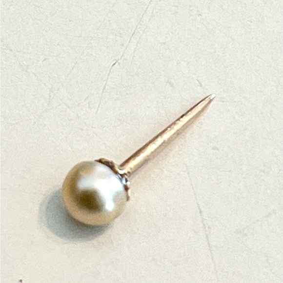 Vintage 60s 10k Genuine Cultured Pearl Tie Tac - Picture 3 of 7